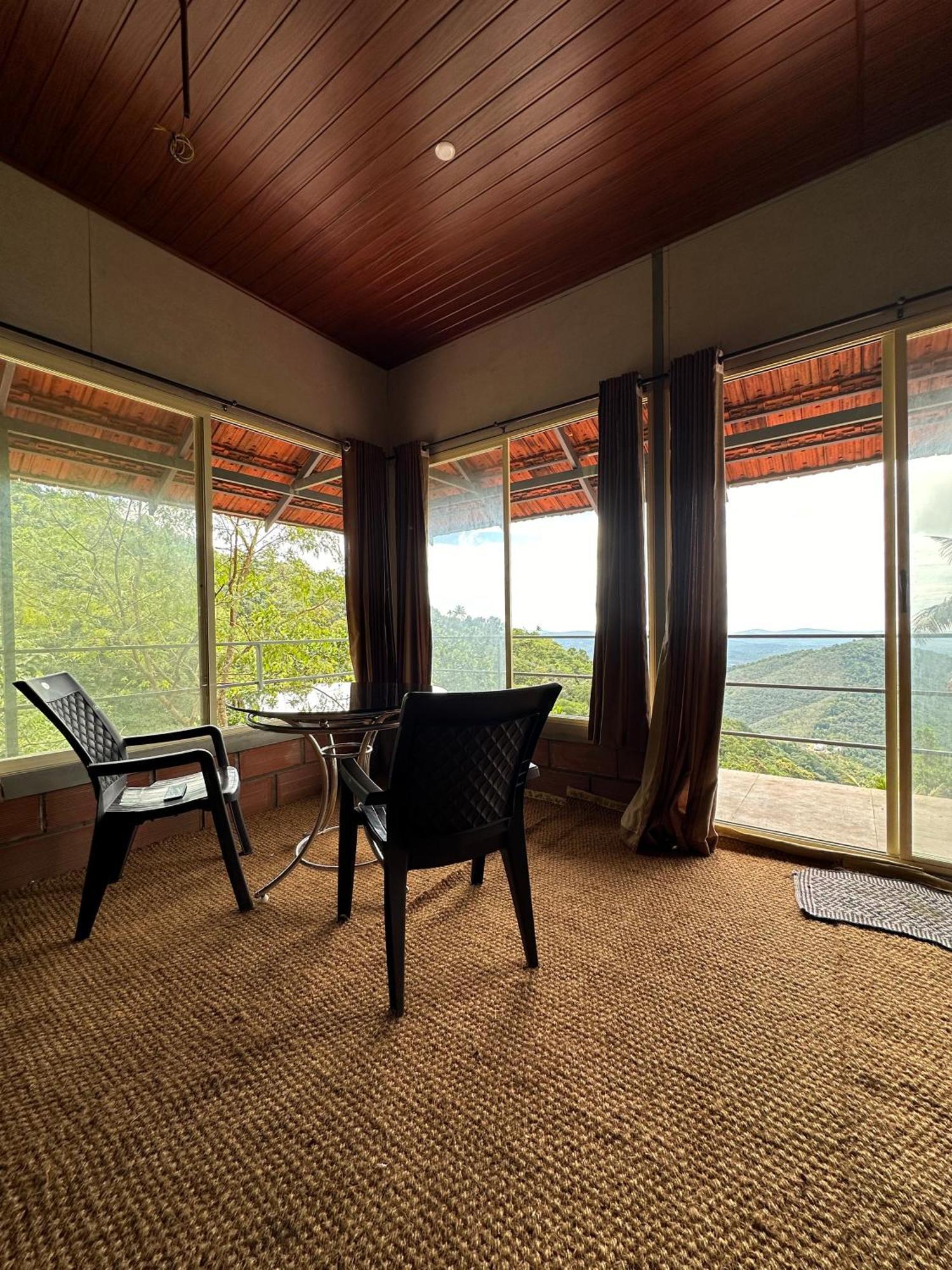 Sunset Valley Kerala Pool Resort - Monsoon Forest Cottage Stay In Idukki With Private Waterfalls, Natural Streams & Breathtaking Views Pīrmed المظهر الخارجي الصورة