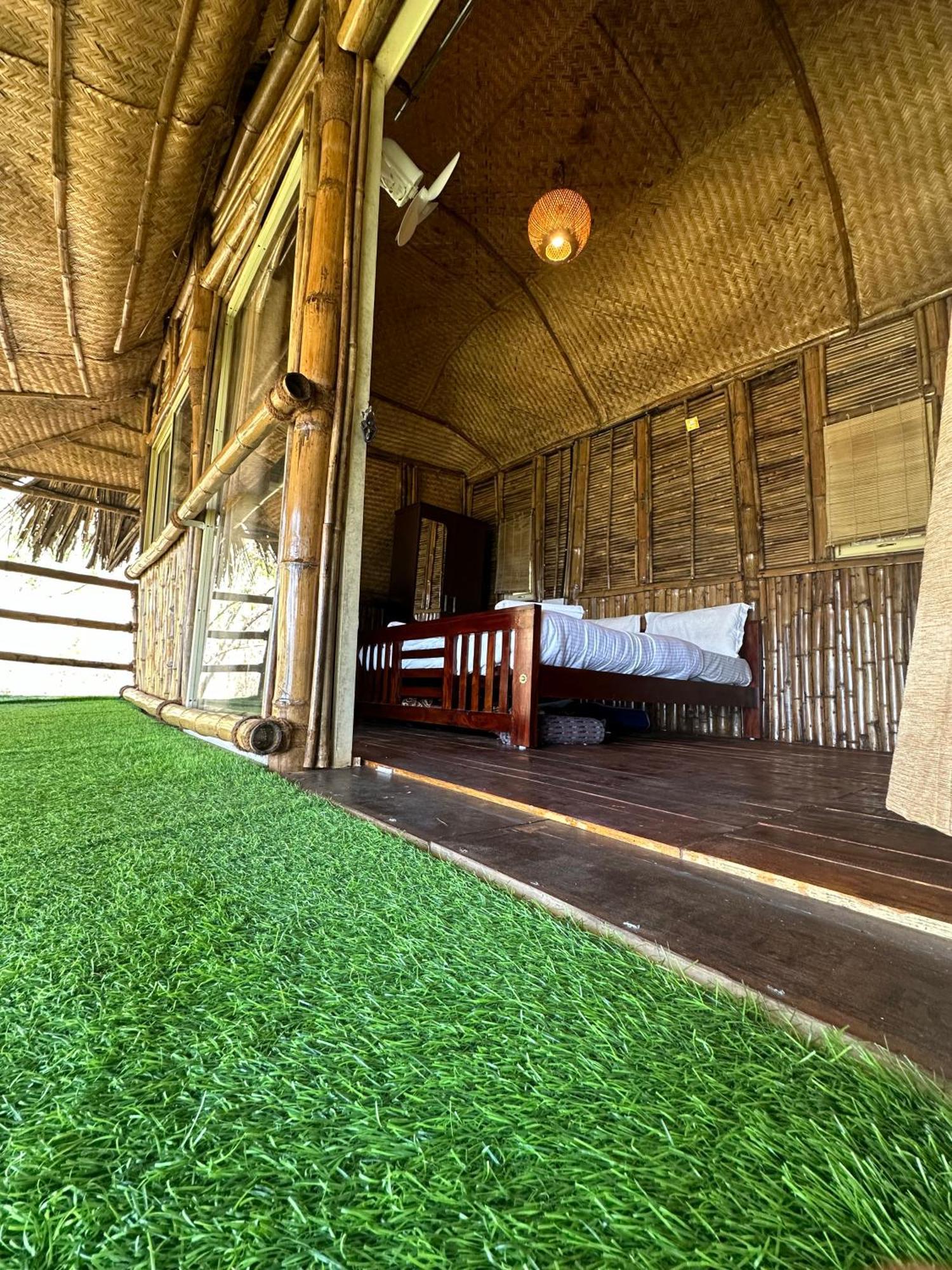 Sunset Valley Kerala Pool Resort - Serene Natural Forest Cottage Stay In Idukki With Sunrise & Sunset Panoramas, Natural Streams & Tranquil Summer Evenings Pīrmed المظهر الخارجي الصورة