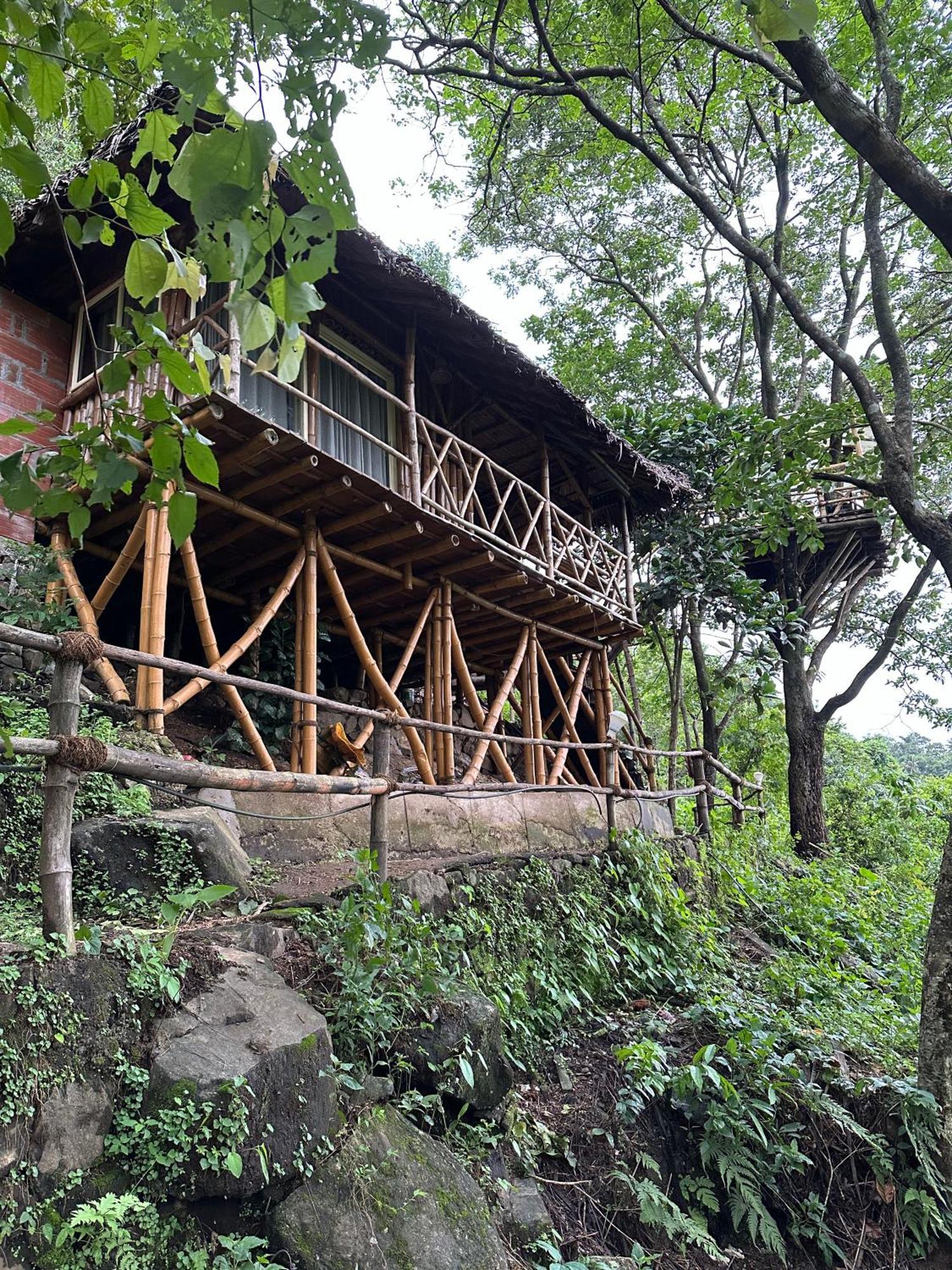 Sunset Valley Kerala Pool Resort - Serene Natural Forest Cottage Stay In Idukki With Sunrise & Sunset Panoramas, Natural Streams & Tranquil Summer Evenings Pīrmed المظهر الخارجي الصورة