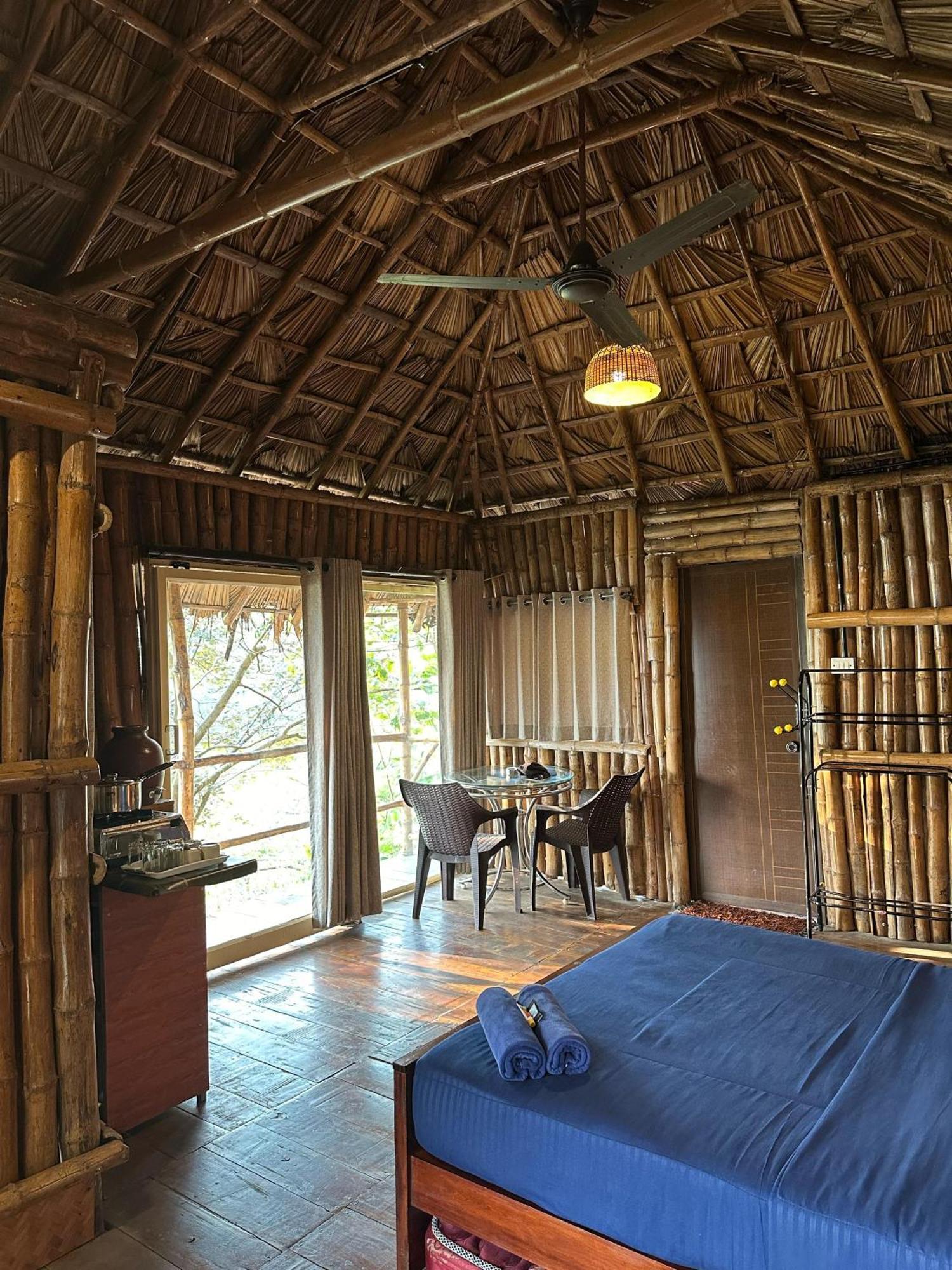 Sunset Valley Kerala Pool Resort - Serene Natural Forest Cottage Stay In Idukki With Sunrise & Sunset Panoramas, Natural Streams & Tranquil Summer Evenings Pīrmed المظهر الخارجي الصورة